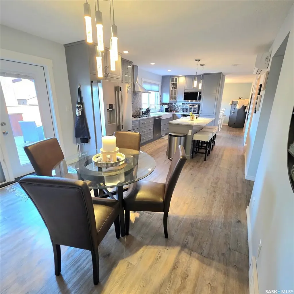 868 Conroy Place Prince Albert SK S6V 6Y7