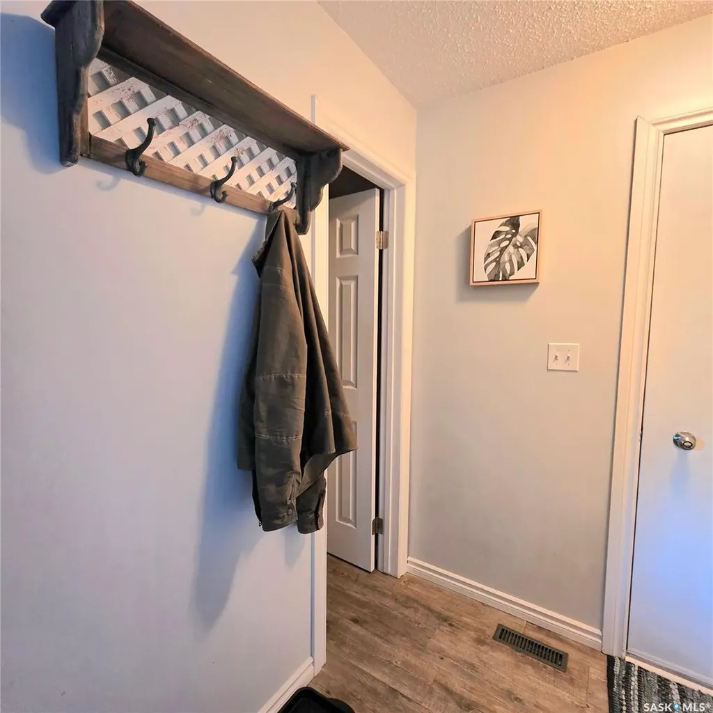 868 Conroy Place Prince Albert SK S6V 6Y7