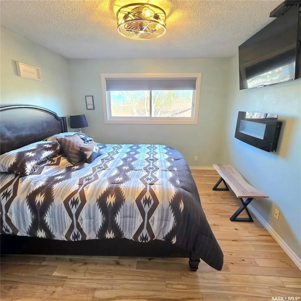 868 Conroy Place Prince Albert SK S6V 6Y7