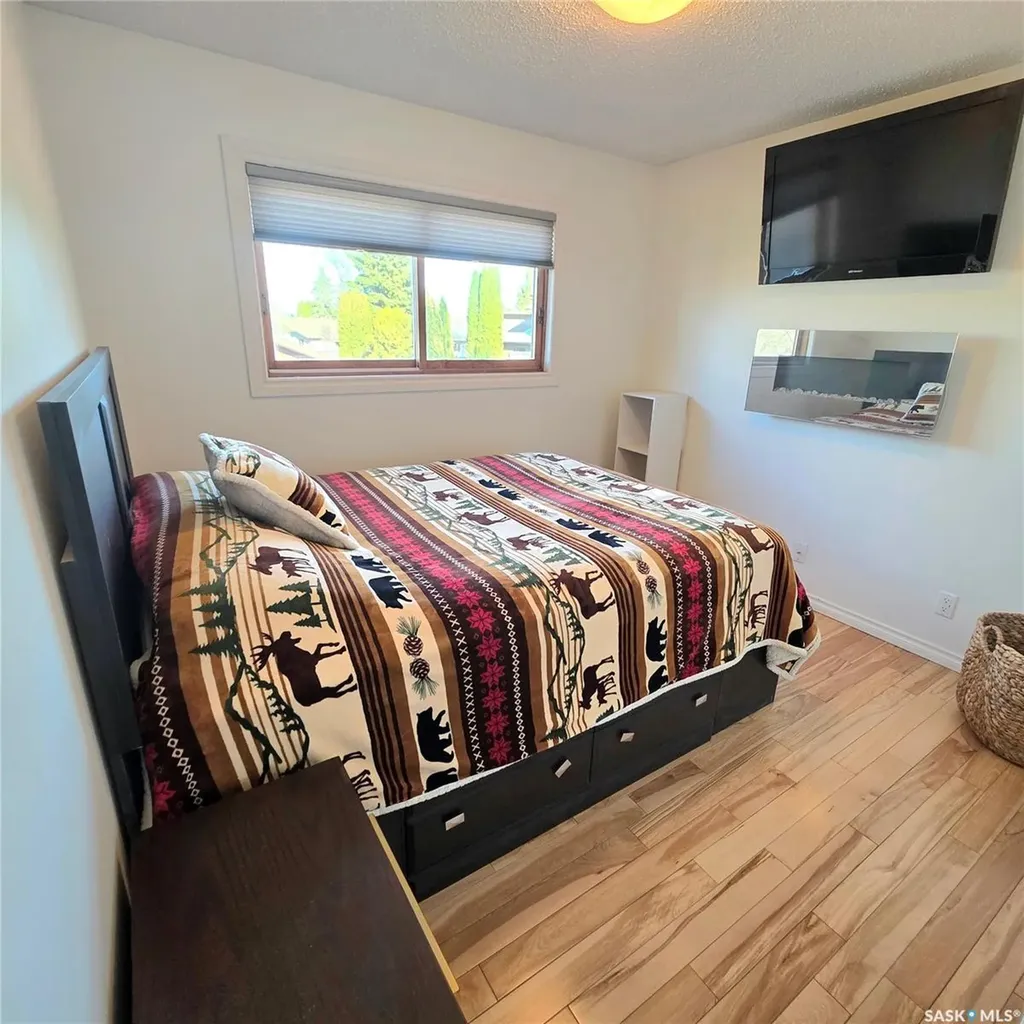 868 Conroy Place Prince Albert SK S6V 6Y7