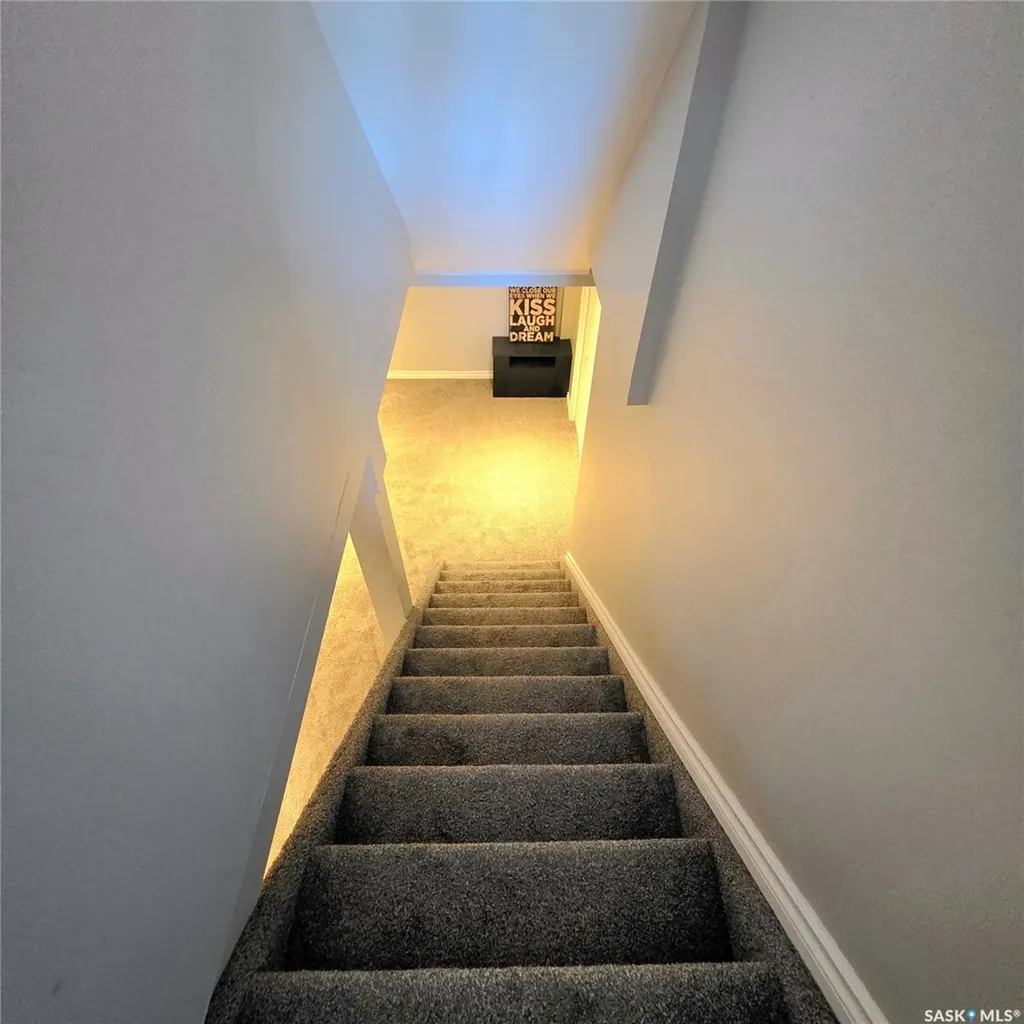 868 Conroy Place Prince Albert SK S6V 6Y7