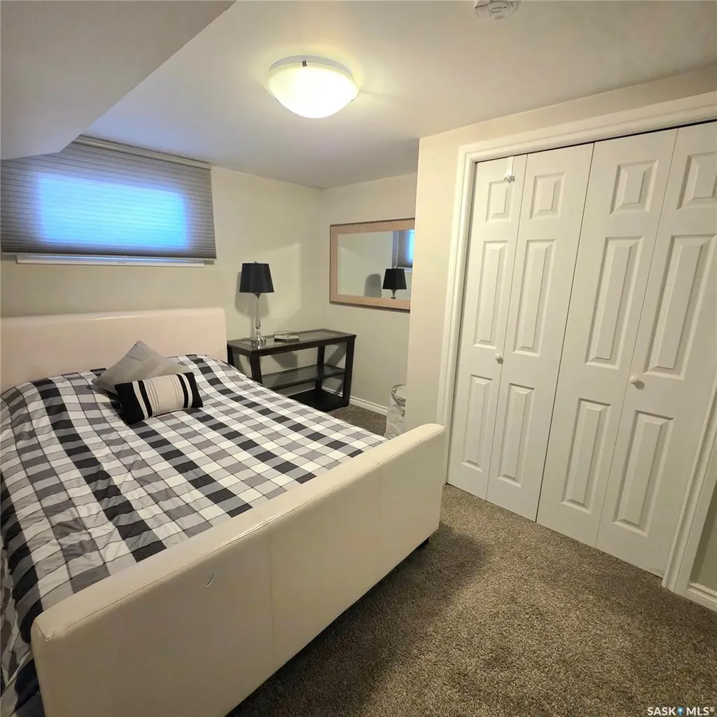 868 Conroy Place Prince Albert SK S6V 6Y7