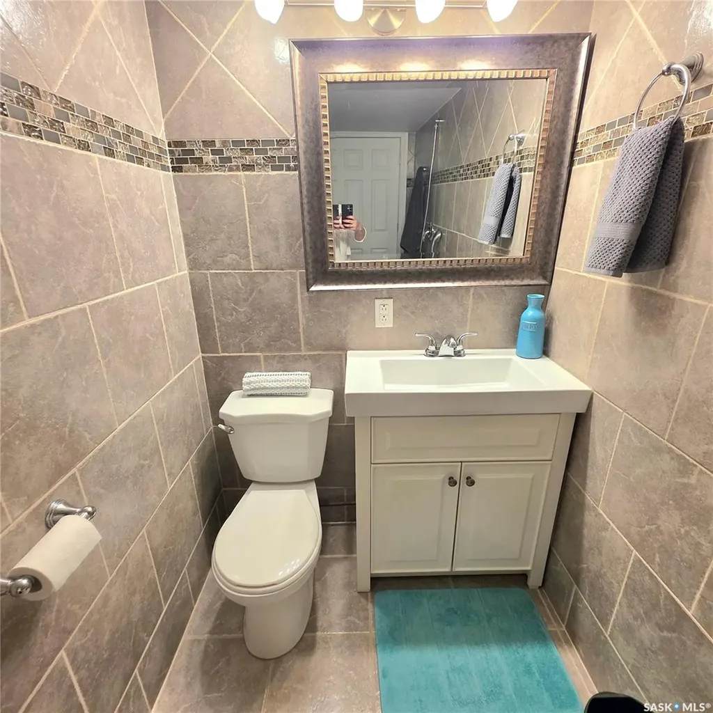 868 Conroy Place Prince Albert SK S6V 6Y7