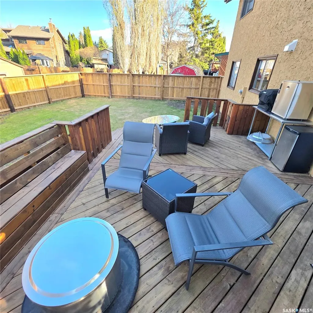 868 Conroy Place Prince Albert SK S6V 6Y7