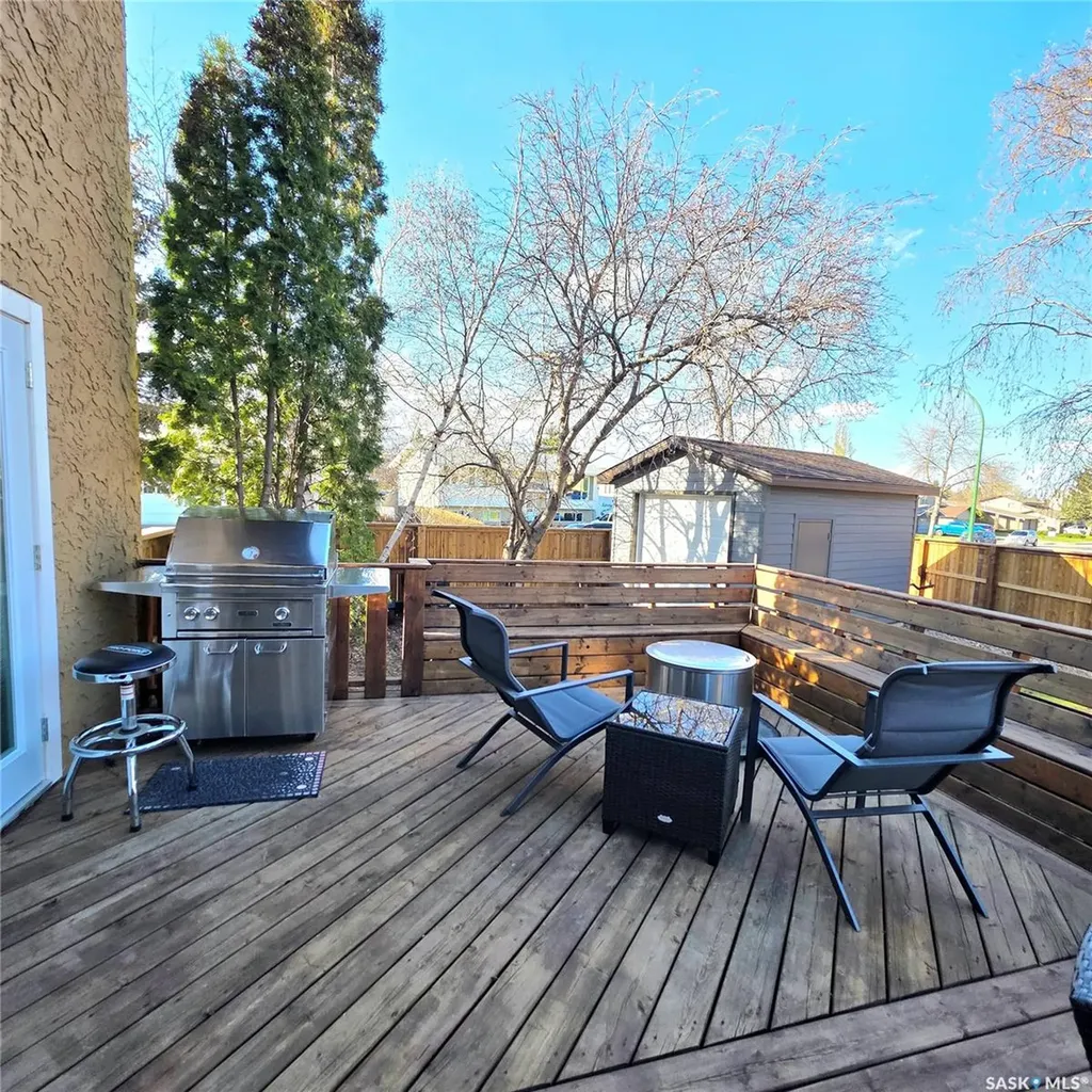 868 Conroy Place Prince Albert SK S6V 6Y7