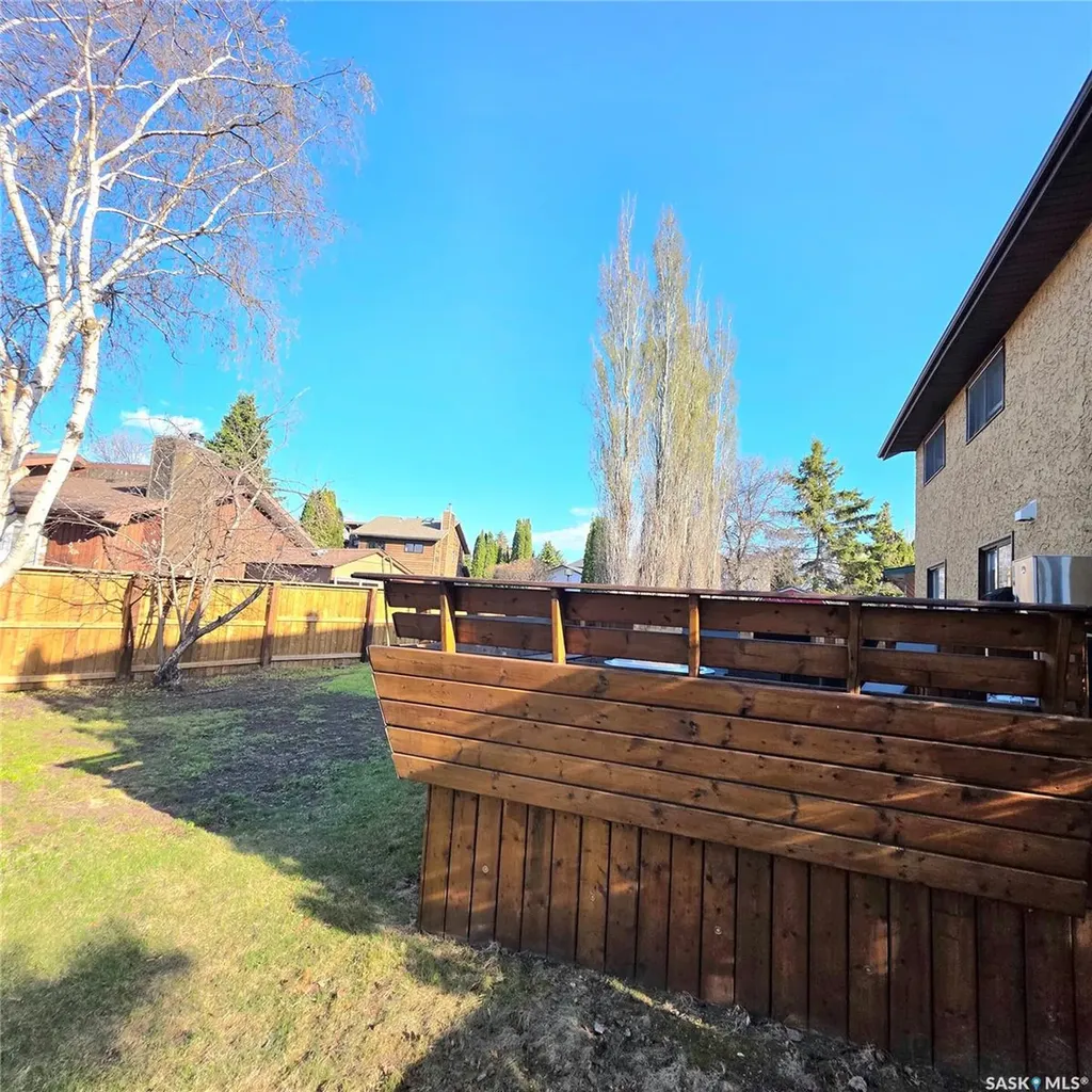 868 Conroy Place Prince Albert SK S6V 6Y7