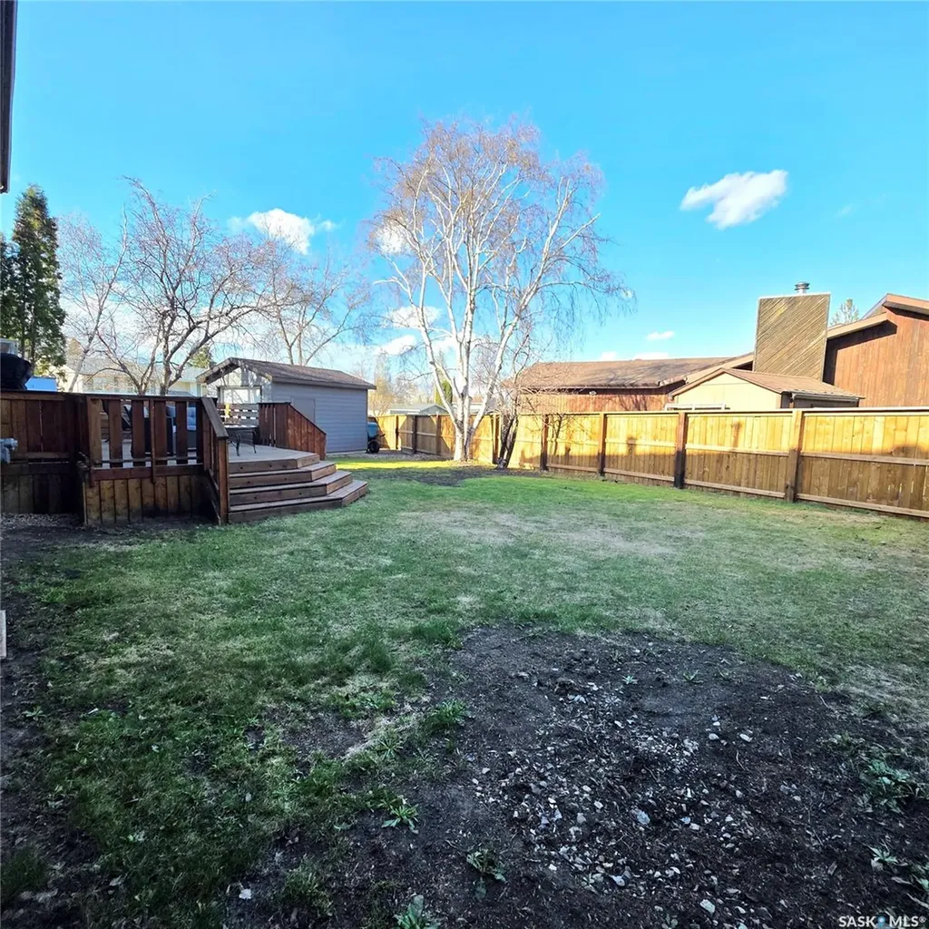 868 Conroy Place Prince Albert SK S6V 6Y7