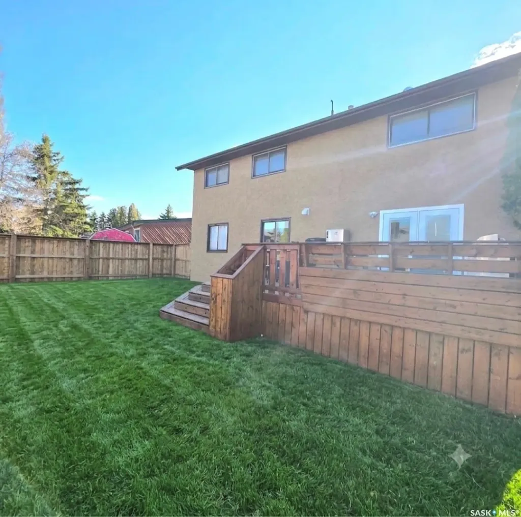 868 Conroy Place Prince Albert SK S6V 6Y7