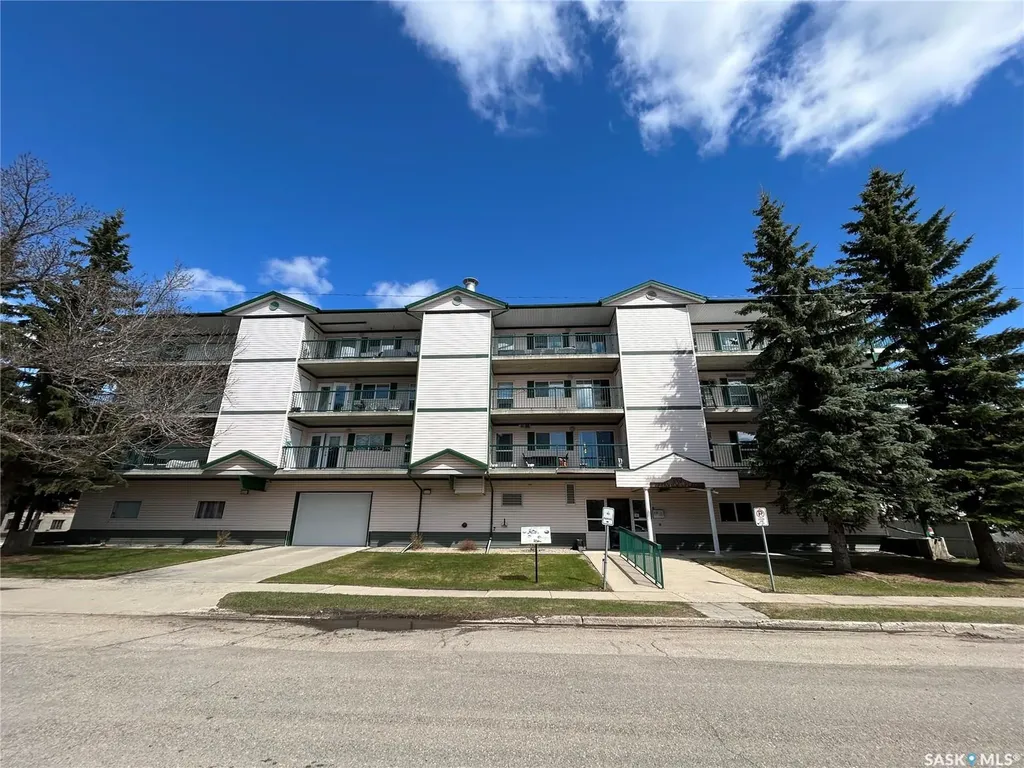 740 9th Street Humboldt SK S0K 2A0