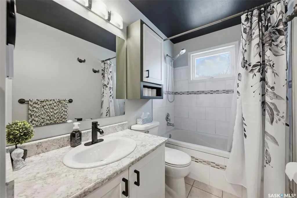 3495 Eagle Crescent Prince Albert SK S6V 7W9