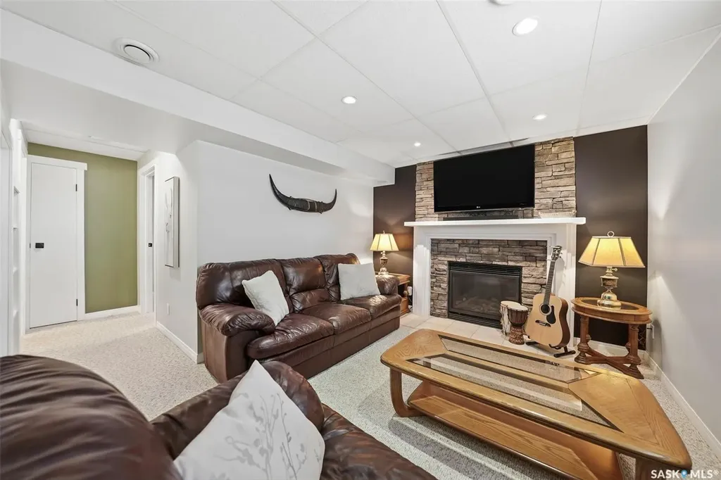 3495 Eagle Crescent Prince Albert SK S6V 7W9