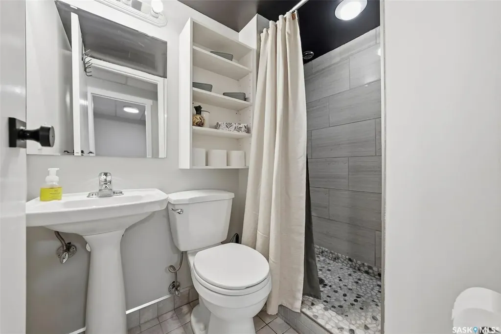 3495 Eagle Crescent Prince Albert SK S6V 7W9