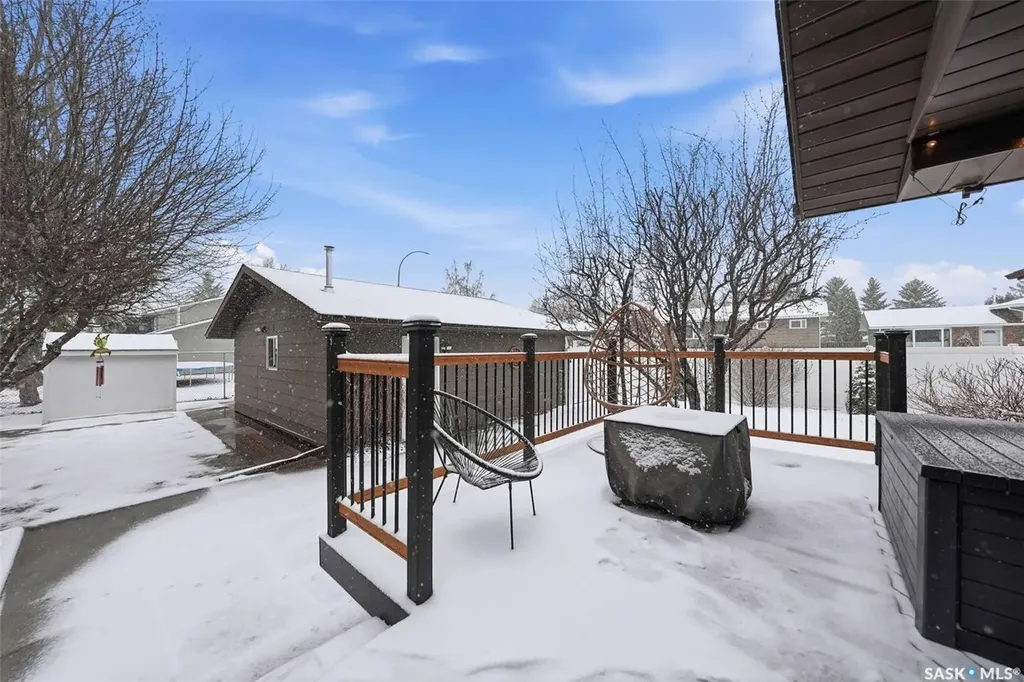 3495 Eagle Crescent Prince Albert SK S6V 7W9