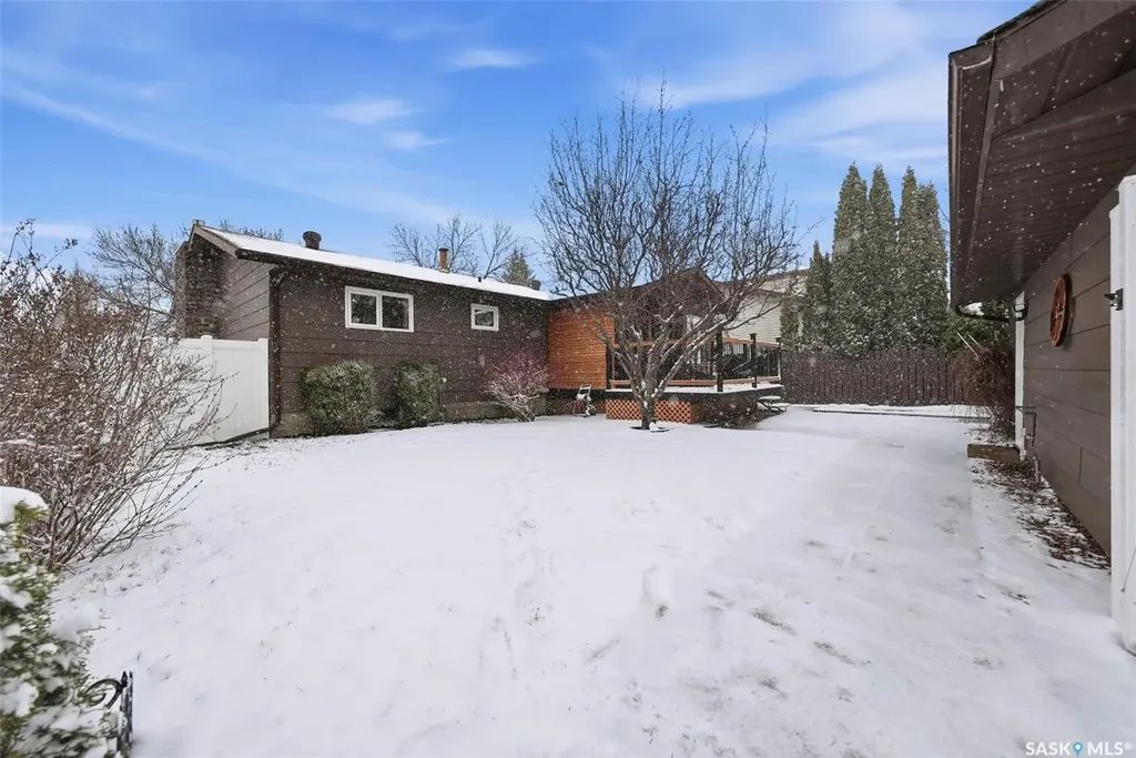 3495 Eagle Crescent Prince Albert SK S6V 7W9