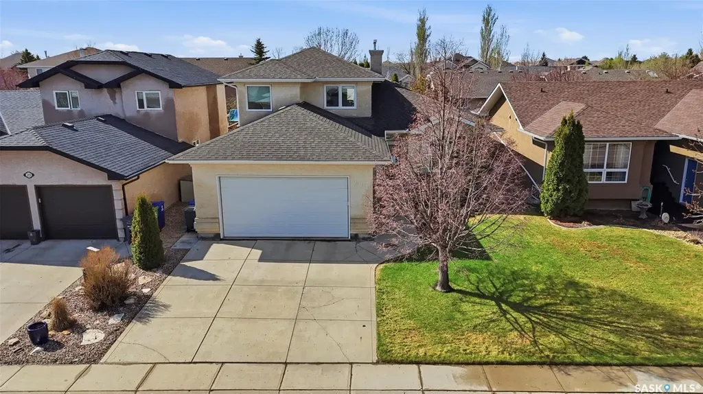 211 Brookmore Lane Saskatoon SK S7V 1C1