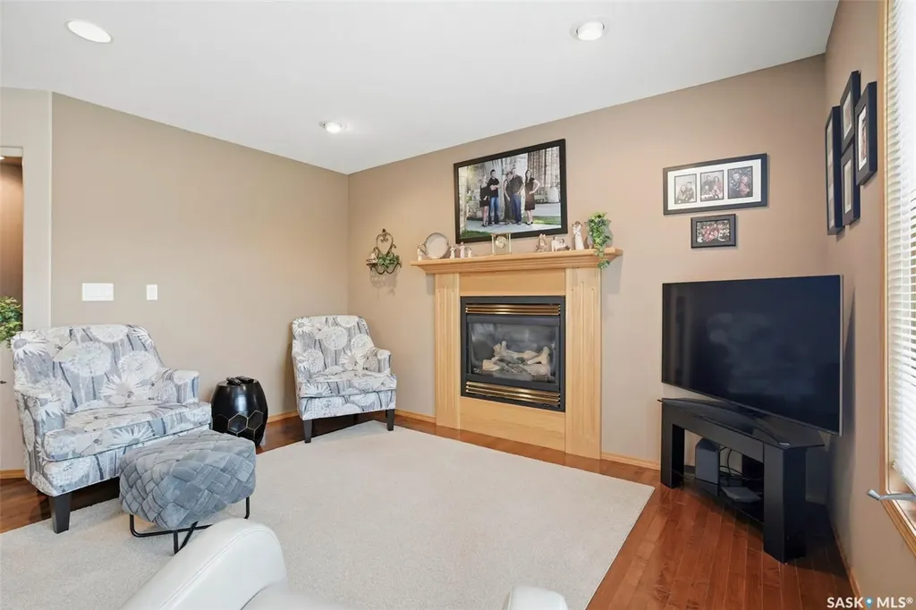 211 Brookmore Lane Saskatoon SK S7V 1C1