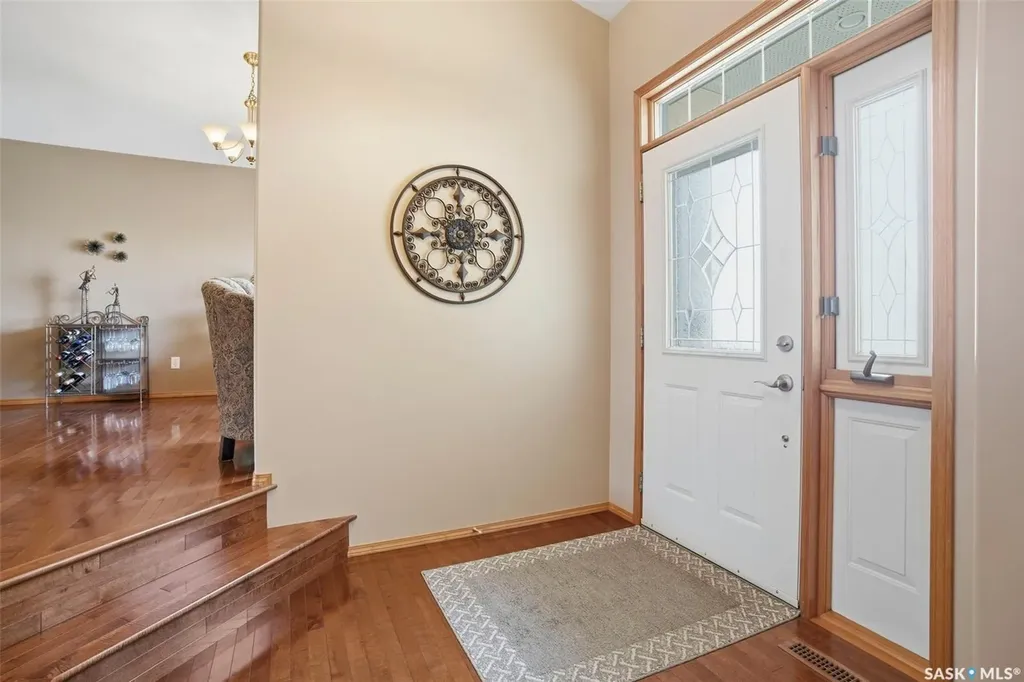 211 Brookmore Lane Saskatoon SK S7V 1C1
