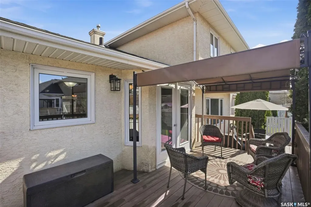 211 Brookmore Lane Saskatoon SK S7V 1C1