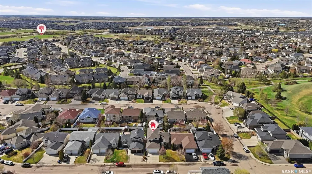 211 Brookmore Lane Saskatoon SK S7V 1C1