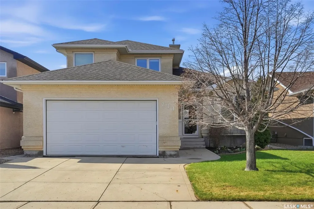 211 Brookmore Lane Saskatoon SK S7V 1C1