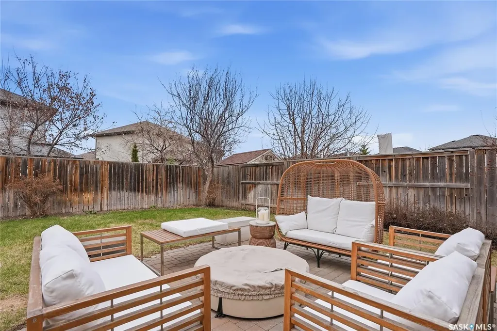 238 Stepney Crescent Saskatoon SK S7T 0A1