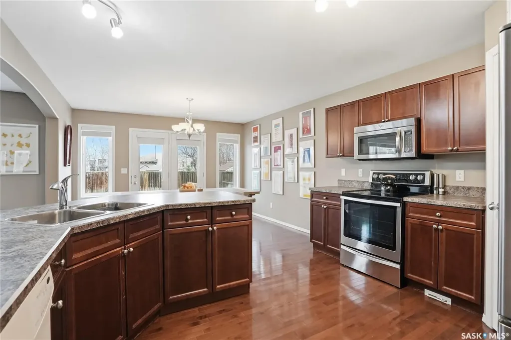 238 Stepney Crescent Saskatoon SK S7T 0A1