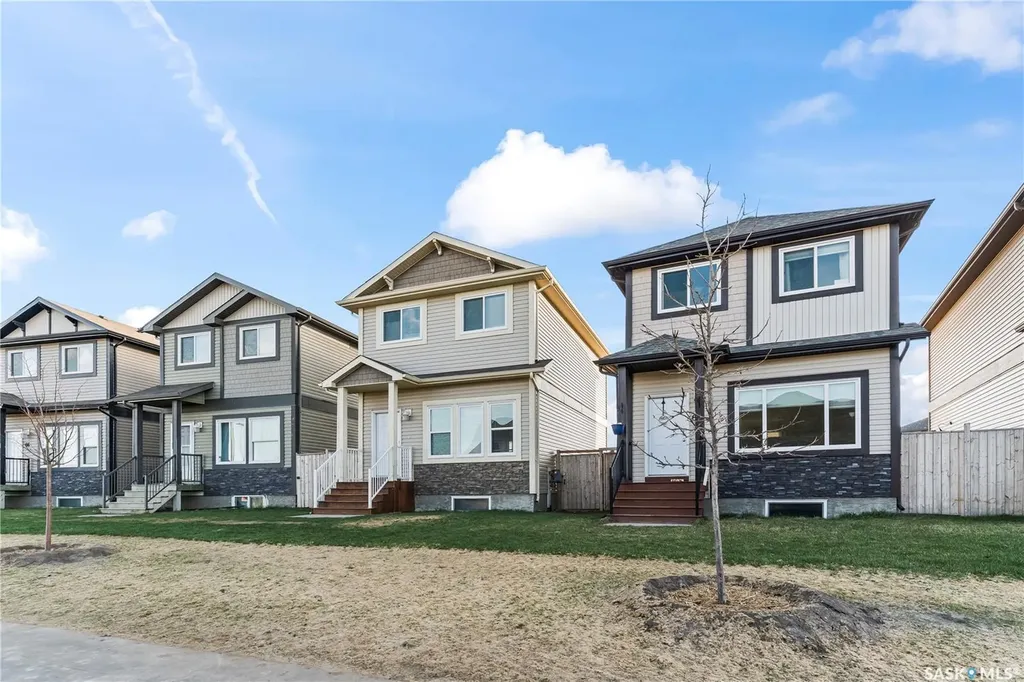 235 Rosewood Boulevard E Saskatoon SK S7V 0J2