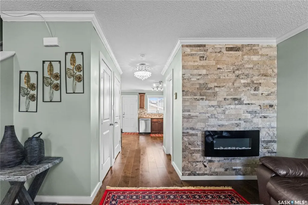 235 Rosewood Boulevard E Saskatoon SK S7V 0J2