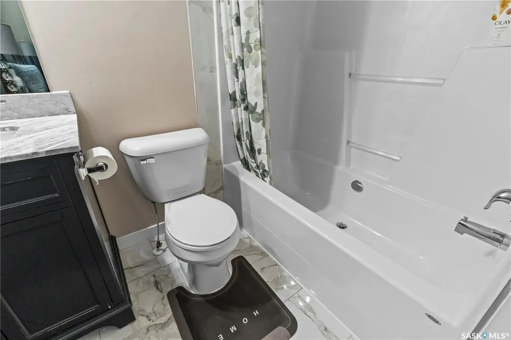235 Rosewood Boulevard E Saskatoon SK S7V 0J2