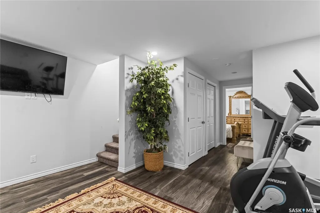 235 Rosewood Boulevard E Saskatoon SK S7V 0J2