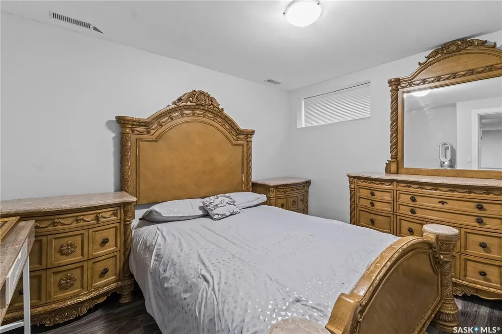 235 Rosewood Boulevard E Saskatoon SK S7V 0J2