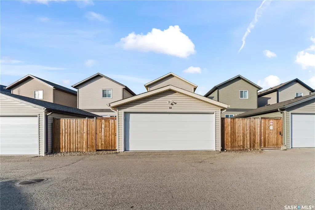 235 Rosewood Boulevard E Saskatoon SK S7V 0J2