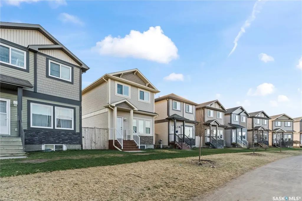 235 Rosewood Boulevard E Saskatoon SK S7V 0J2