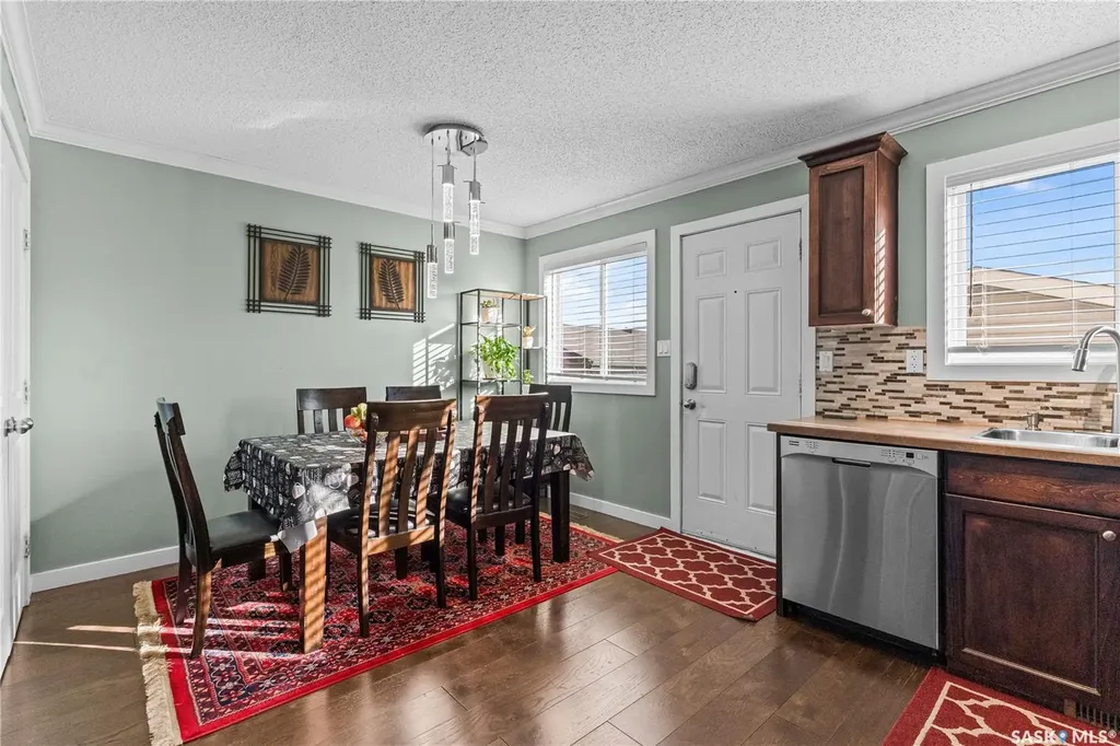 235 Rosewood Boulevard E Saskatoon SK S7V 0J2