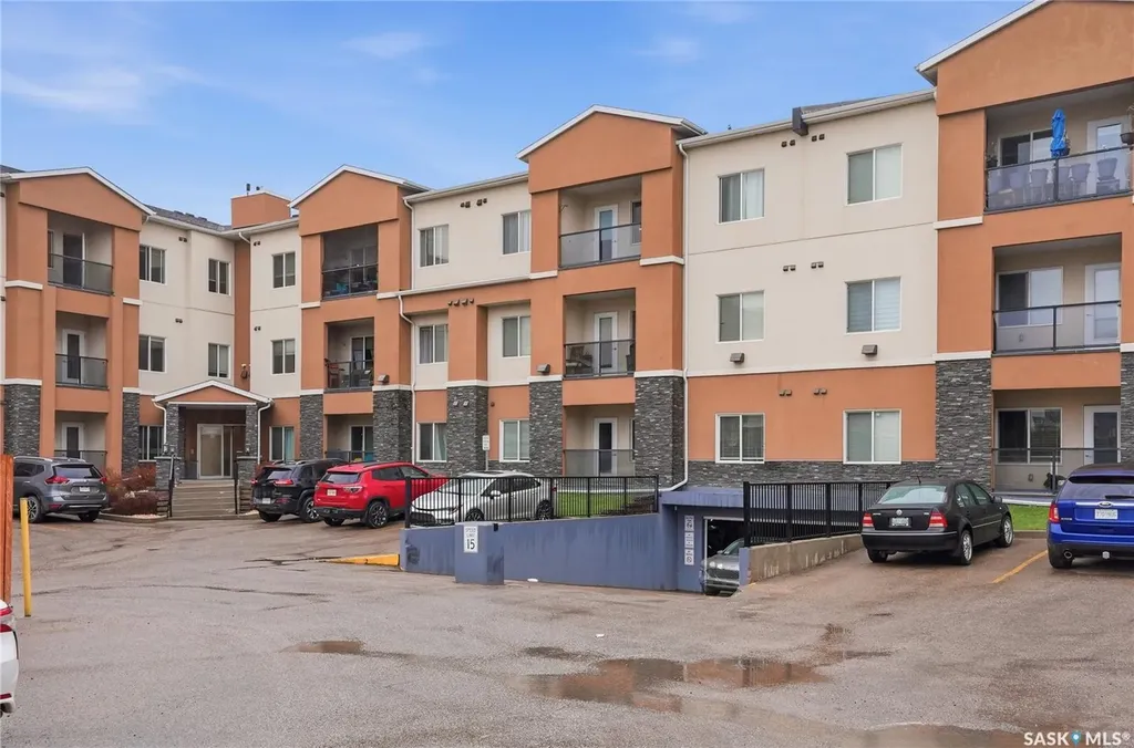 142 Pawlychenko Lane Saskatoon SK S7V 0N7