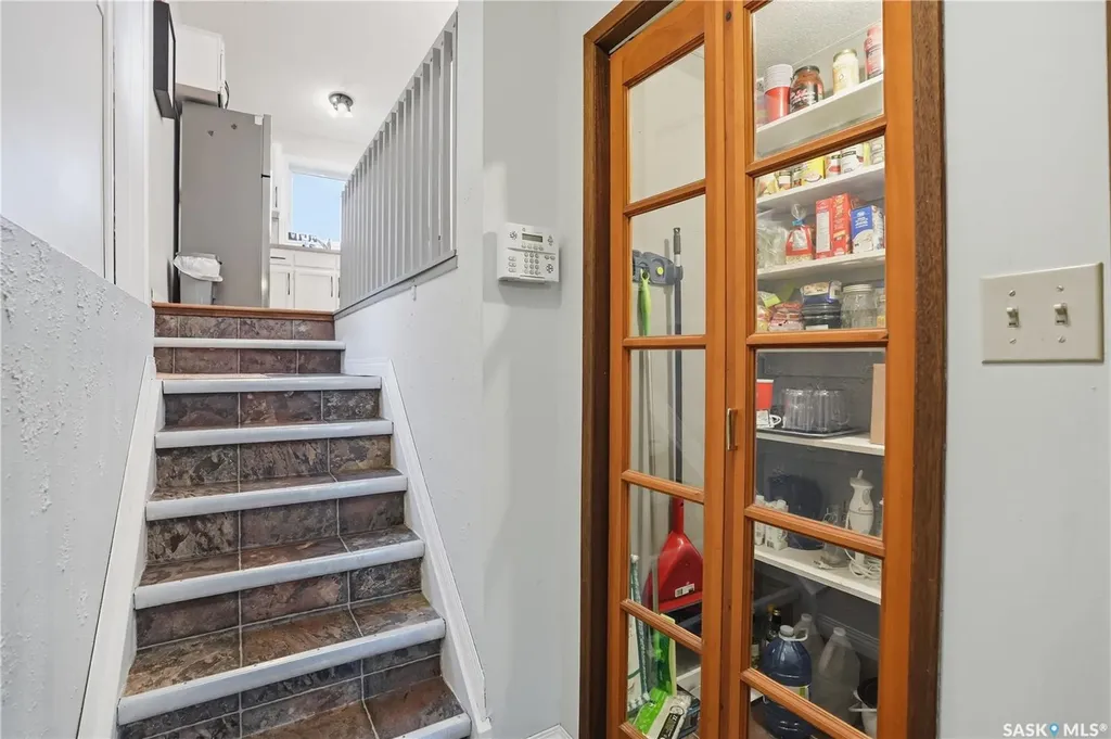2838 Hartmann Crescent E Regina SK S4N 6L9