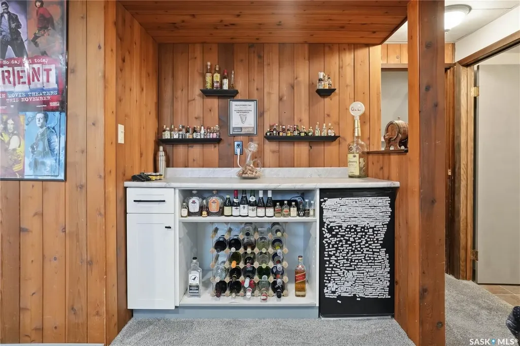2838 Hartmann Crescent E Regina SK S4N 6L9