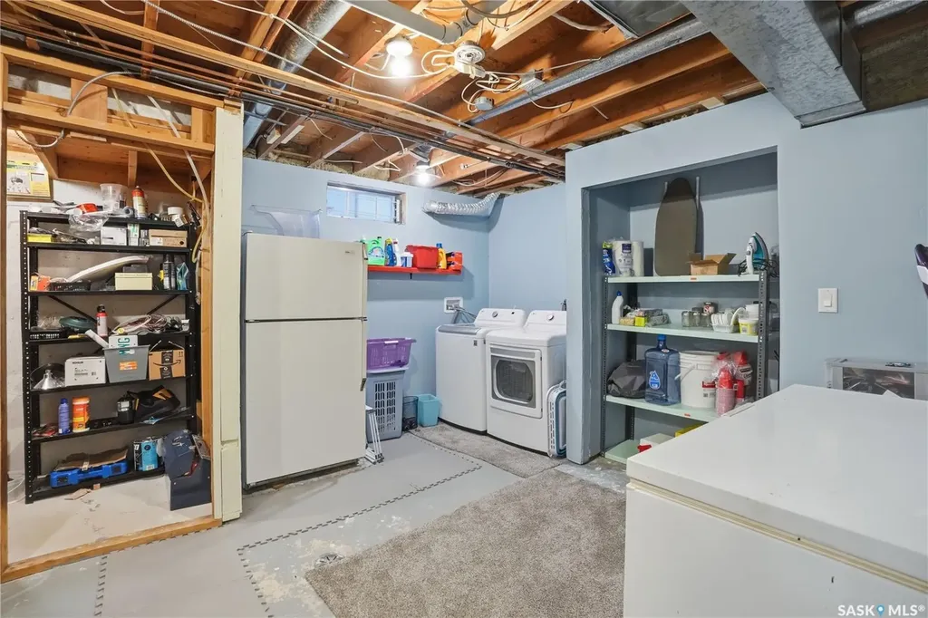 2838 Hartmann Crescent E Regina SK S4N 6L9