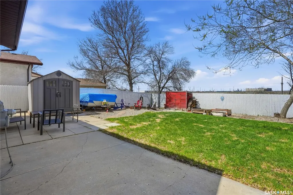 2838 Hartmann Crescent E Regina SK S4N 6L9