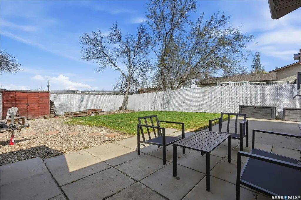 2838 Hartmann Crescent E Regina SK S4N 6L9