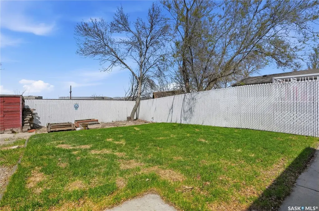 2838 Hartmann Crescent E Regina SK S4N 6L9