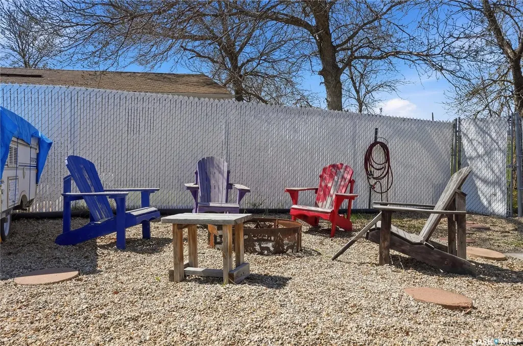 2838 Hartmann Crescent E Regina SK S4N 6L9