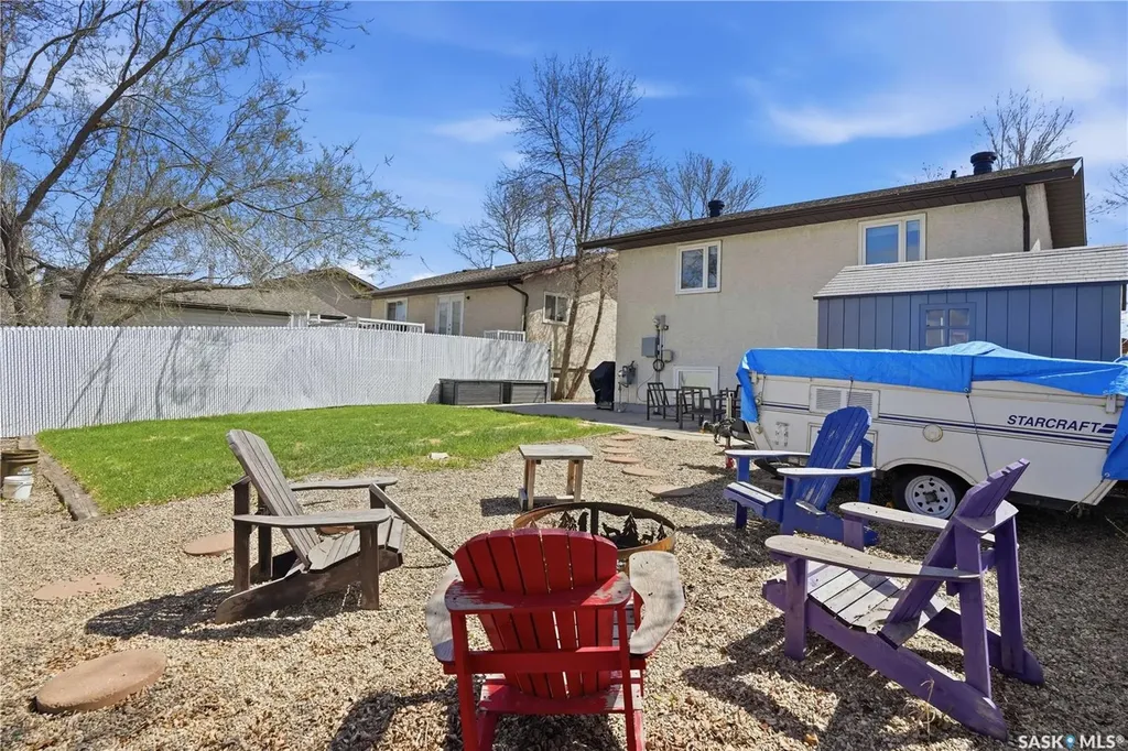 2838 Hartmann Crescent E Regina SK S4N 6L9