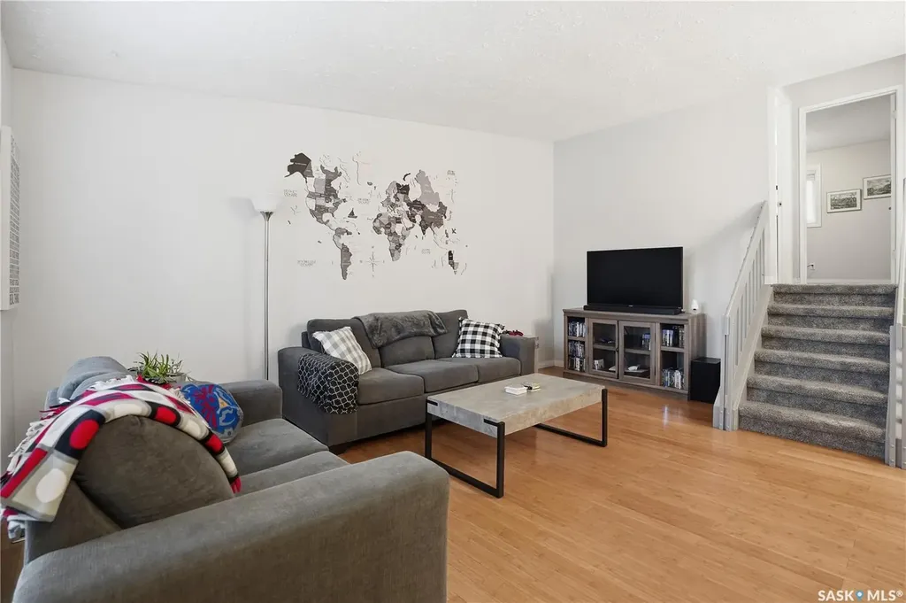 2838 Hartmann Crescent E Regina SK S4N 6L9
