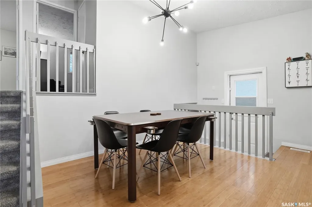 2838 Hartmann Crescent E Regina SK S4N 6L9