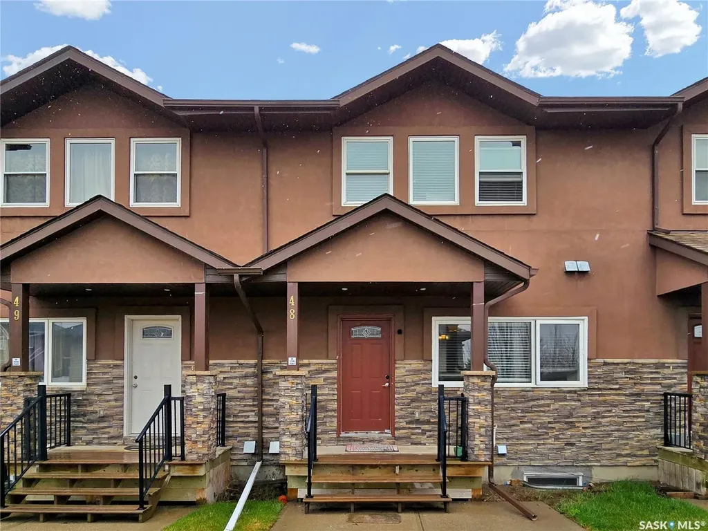 1703 Patrick Crescent Saskatoon SK S7W 0L6