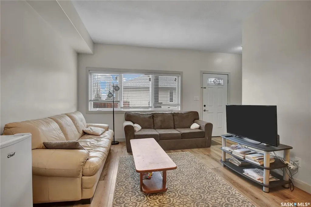 1703 Patrick Crescent Saskatoon SK S7W 0L6