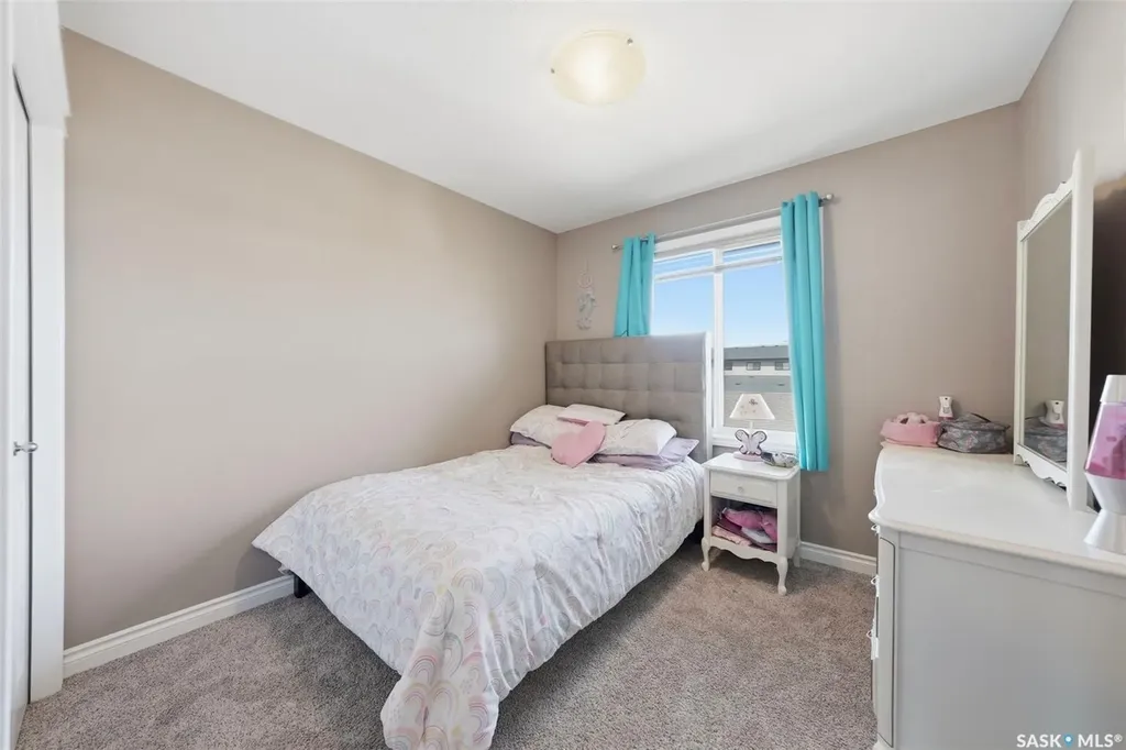 424 Maningas Bend Saskatoon SK S7W 0V6