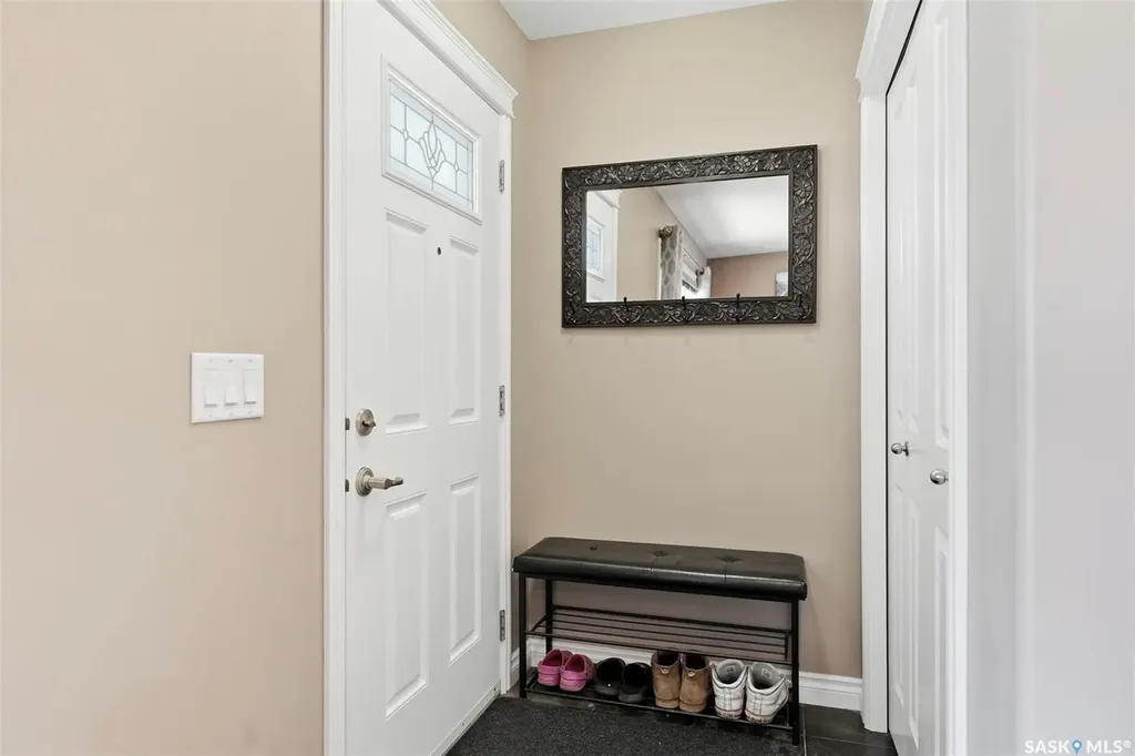 424 Maningas Bend Saskatoon SK S7W 0V6