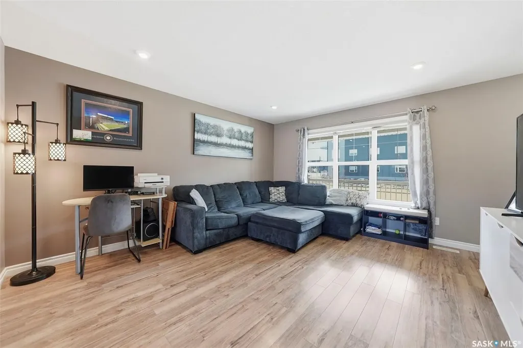 424 Maningas Bend Saskatoon SK S7W 0V6